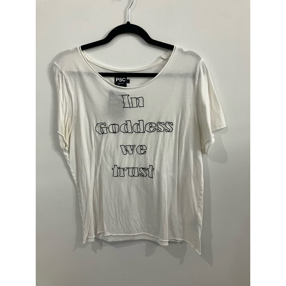 In Goddess We Trust Women’s Shirt